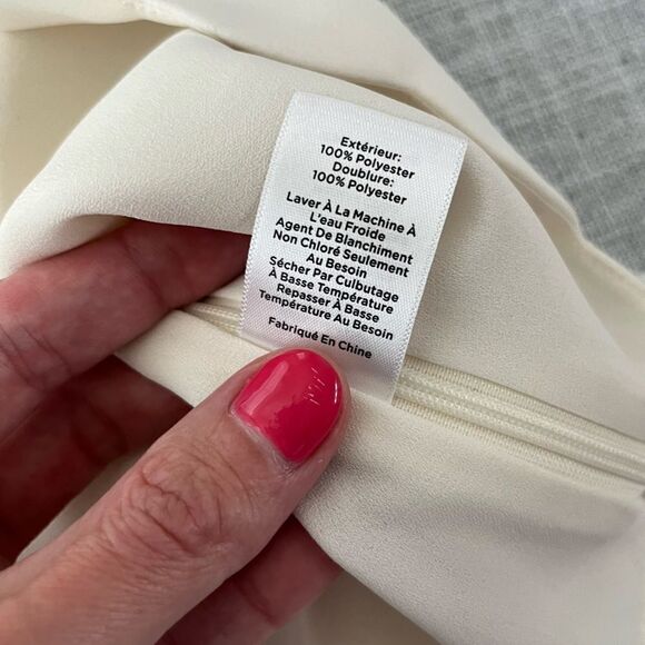 Talbots White Scalloped Back Top Size Small - Picture 7 of 7